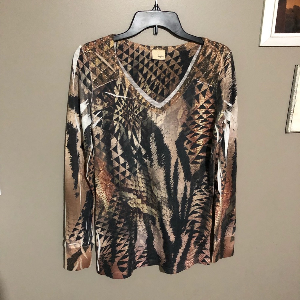 Buckle long sleeve shirt